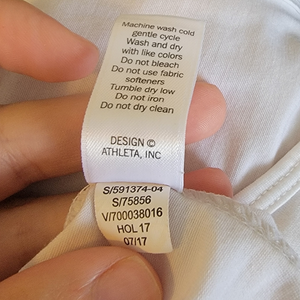 Athleta Razor Back Tank - Picture 3 of 5